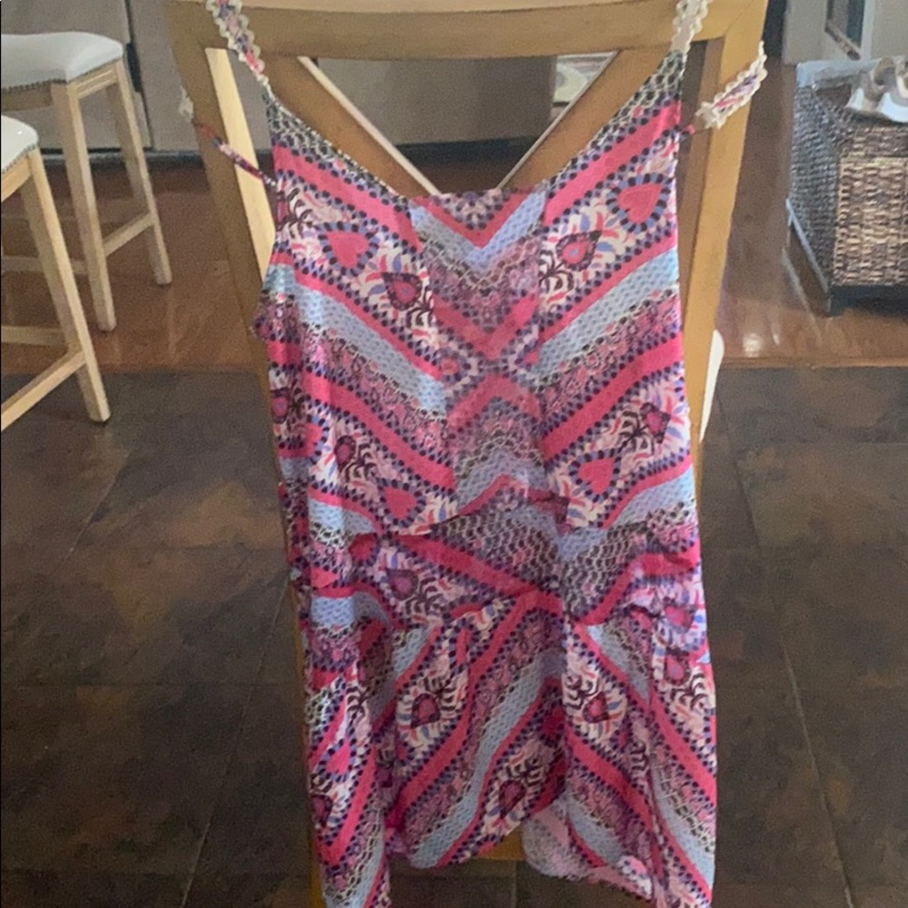 Darling bathing suit coverup!